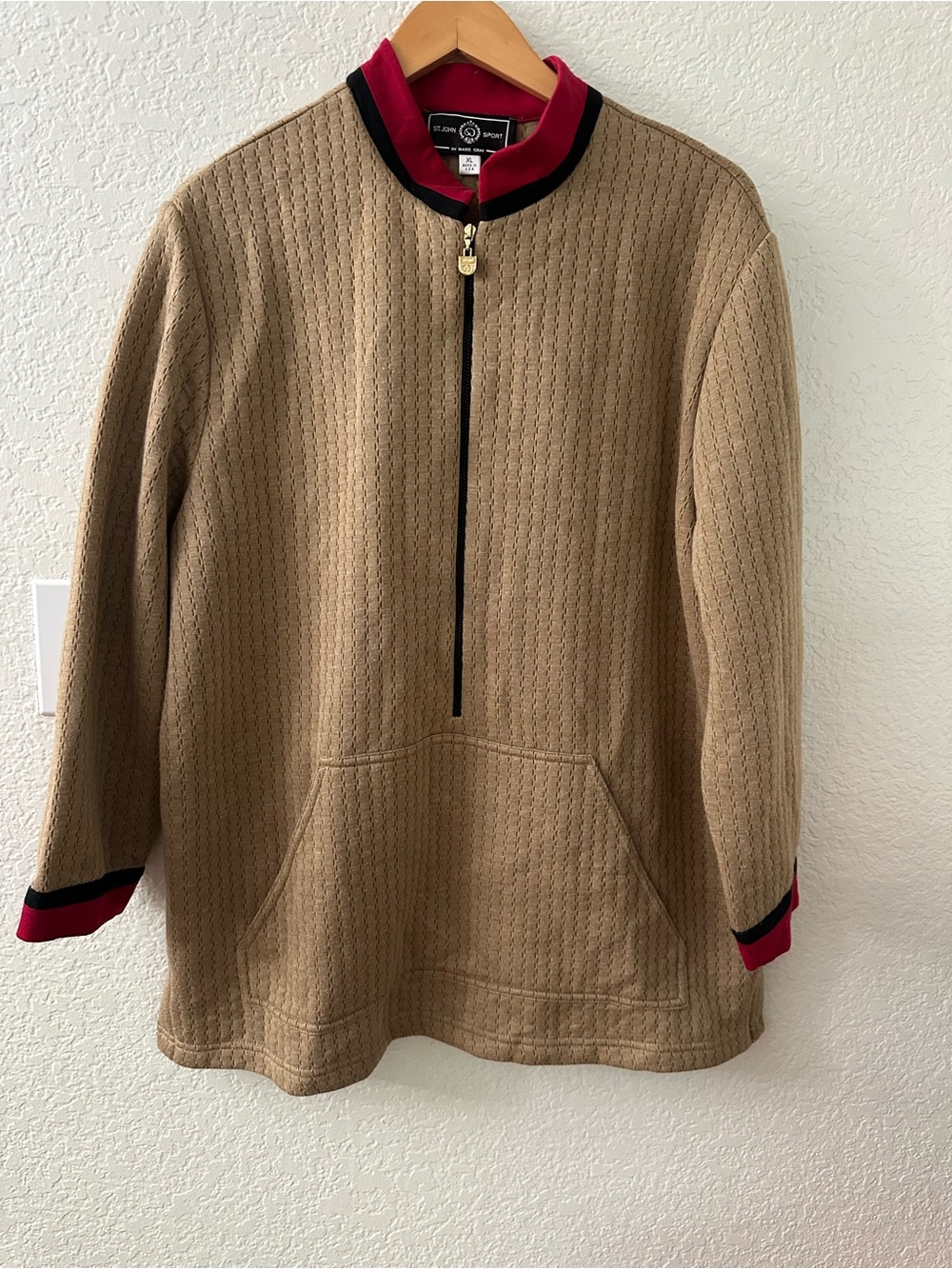 St John Sport pullover Tunic